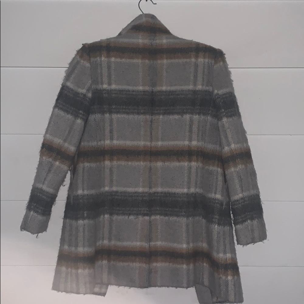 Loft Jacket - Picture 8 of 11